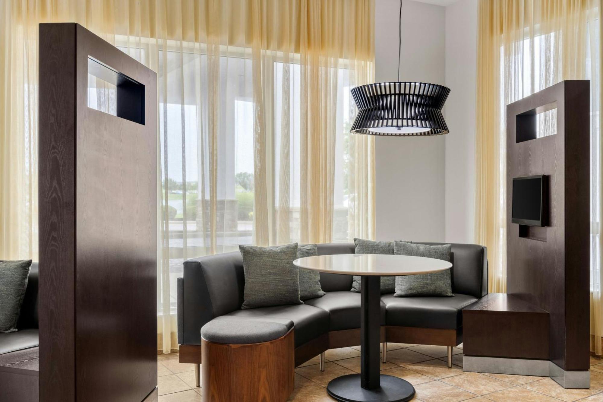 Courtyard By Marriott Evansville East Eksteriør bilde