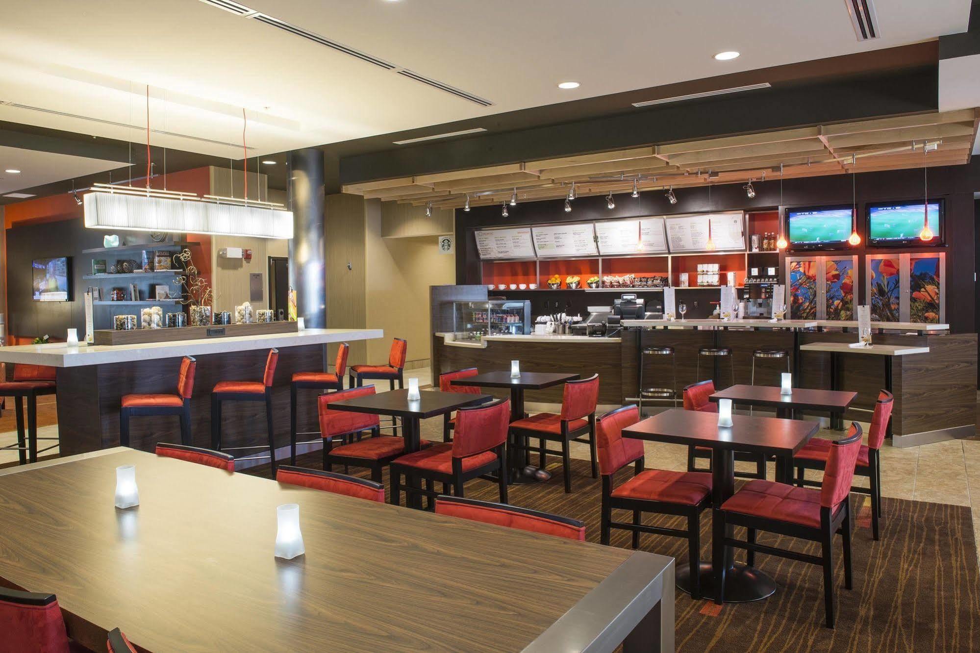 Courtyard By Marriott Evansville East Eksteriør bilde