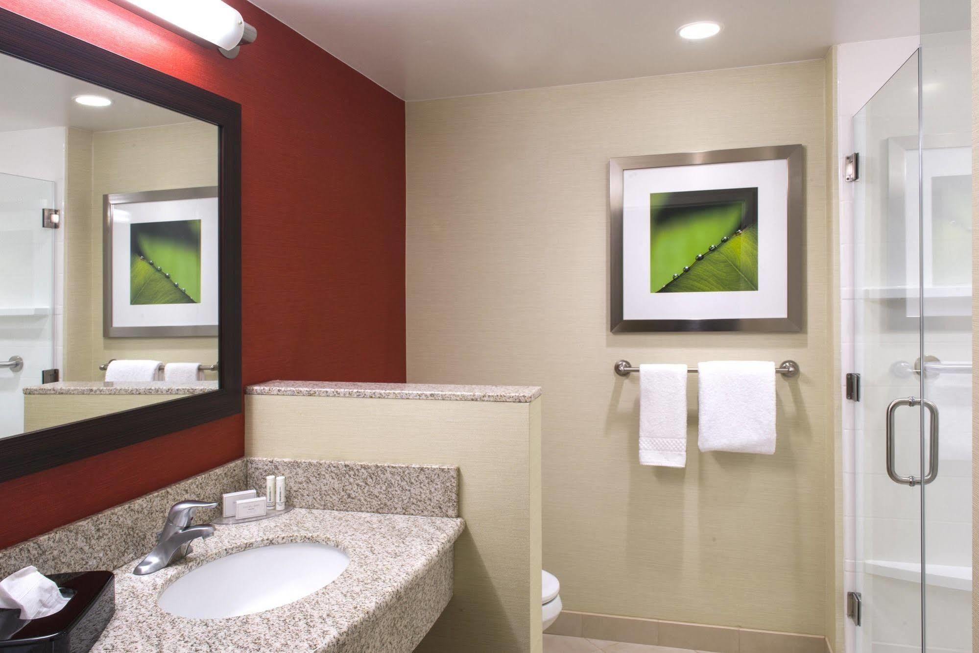 Courtyard By Marriott Evansville East Eksteriør bilde